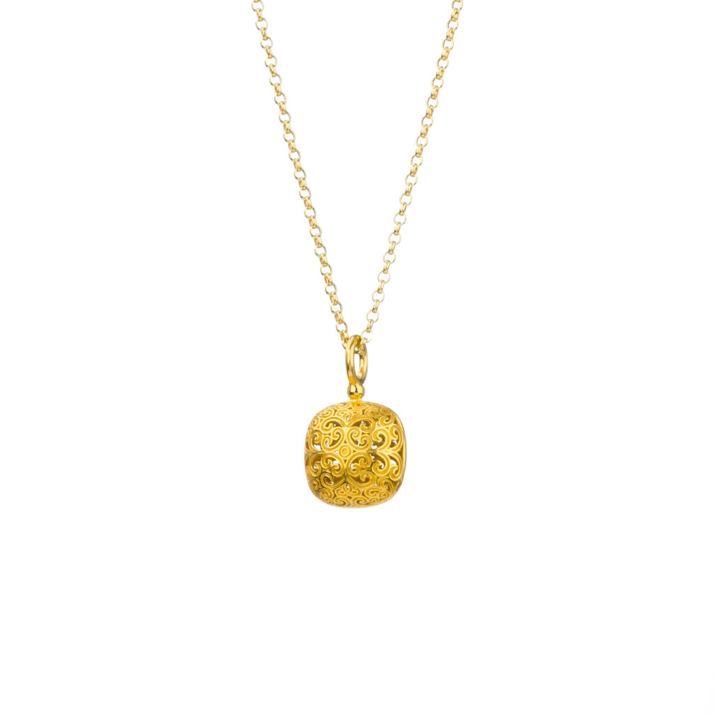 Cushion Pendant in Gold plated silver 925