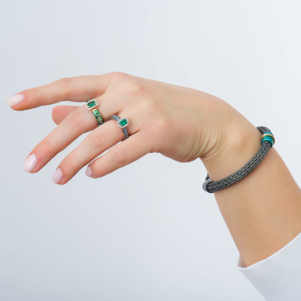 Parthenon Jewelry Green Titanium and k18 Pink Gold Ring with Emerald and Diamonds Code R152926-GIA