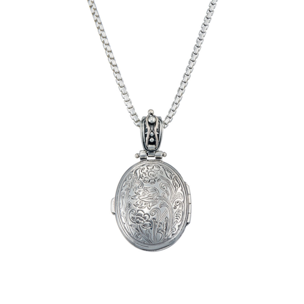 Oval Locket Large Pendant 3417 back