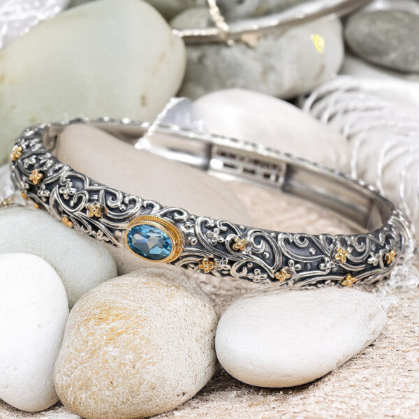 Oval bracelet in 18K Gold and Silver 6442 blue topaz
