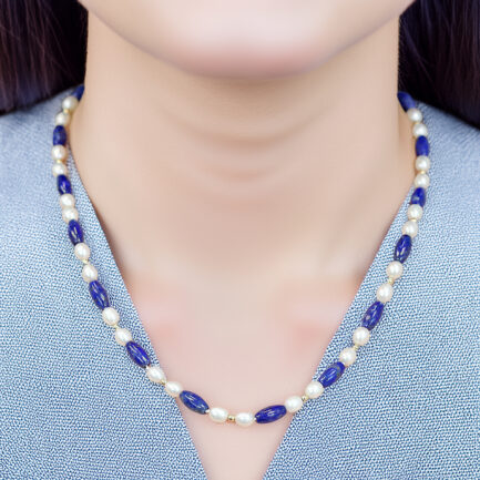 Necklace of Fresh Water pearls and lapis lazuli N153275-PE